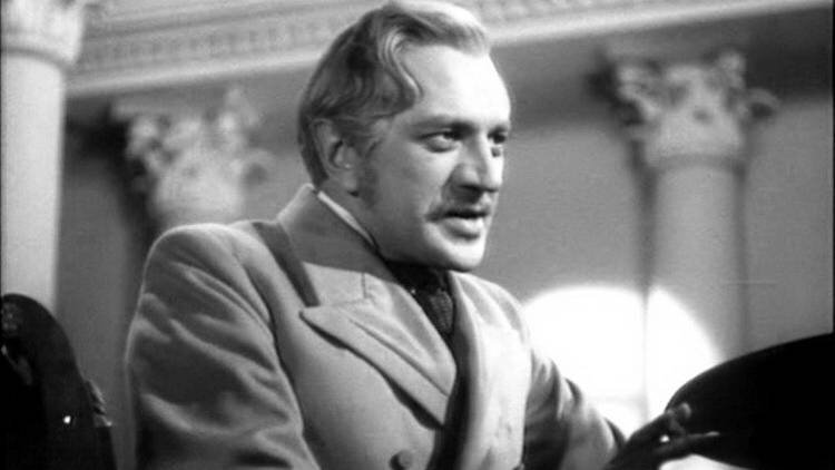 Михаил Астангов