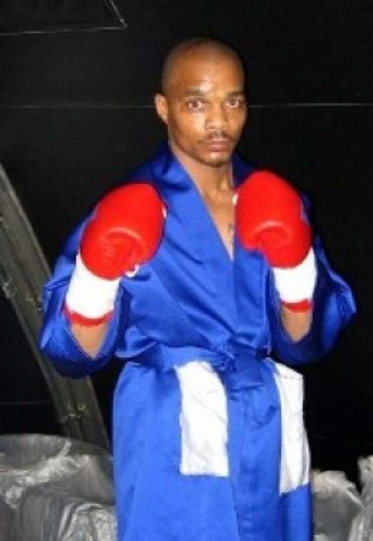 Реджи собственной персоной.