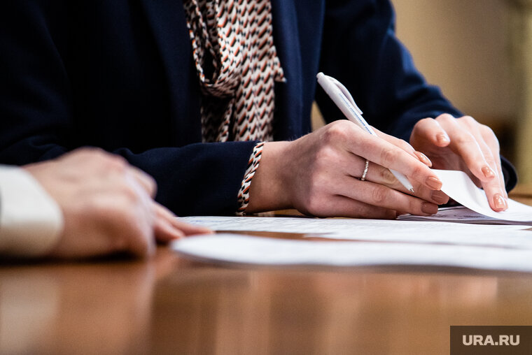    Депутат гордумы Костылева не пришла на первое заседание комиссии по социальному развитию