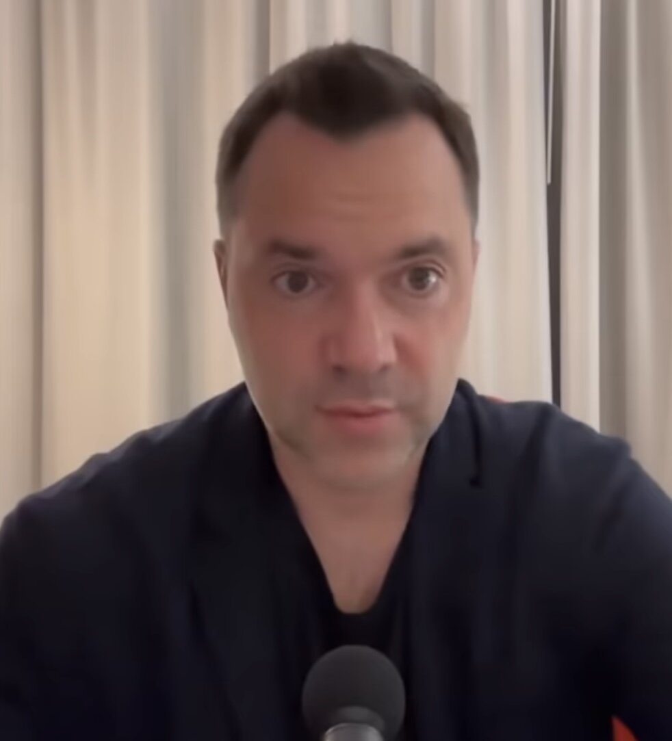    скрин из видеоинтервью на YouTube