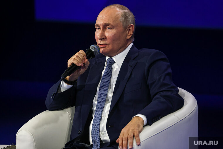    Владимир Путин заявил, что российско-китайское сотрудничество становится крепче