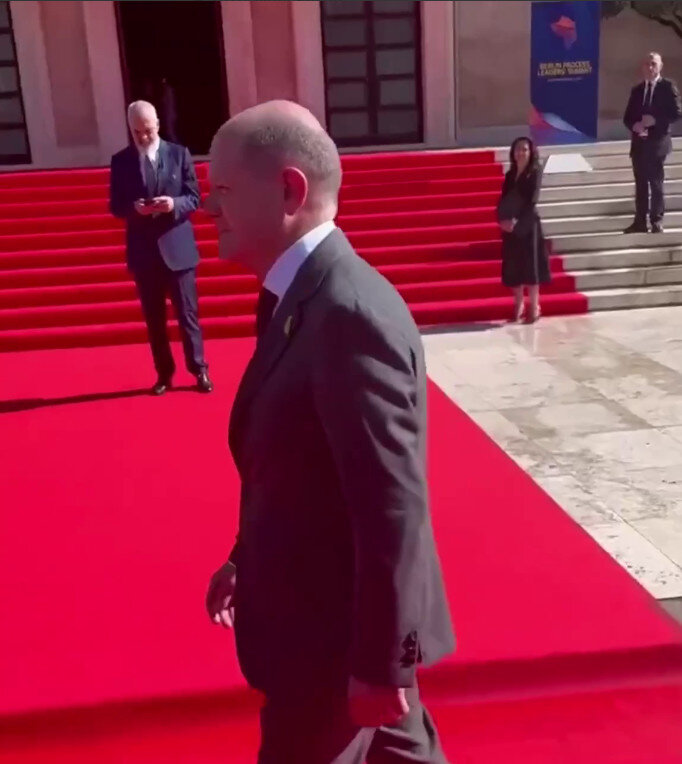 Ссылка на видео выше.