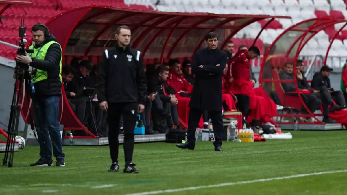     В пресс-службе казанского «Рубина» прокомментировали Inkazan информацию об иске бывшего главного тренера клуба Юрия Уткульбаева с требованием выплатить ему 6 миллионов рублей.