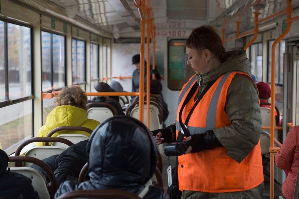    Новосибирцам рассказали, что делать, если терминал в автобусе не читает карту. Светлана МАКОВЕЕВА