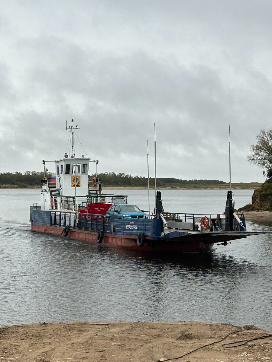 Паром через р. Курополку 