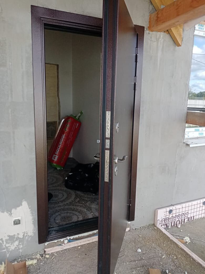 Дверь. Фото @ Малюта Скуратов