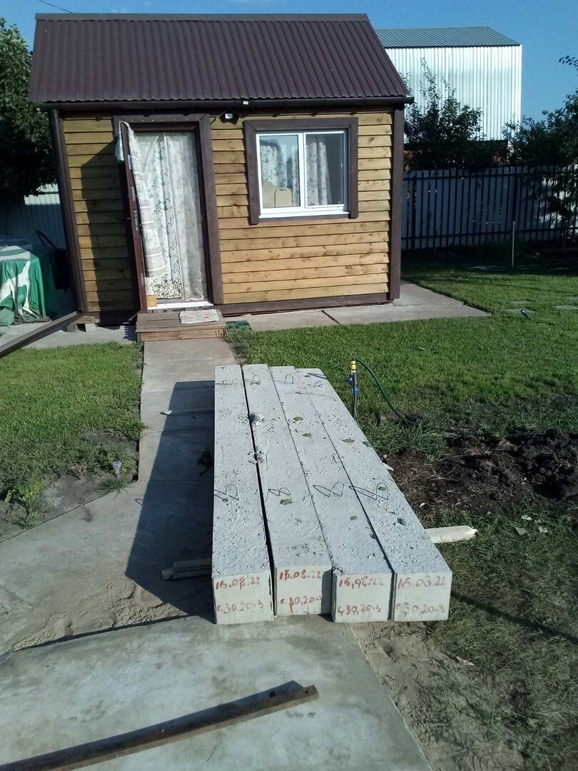 3х метровые сваи на участке