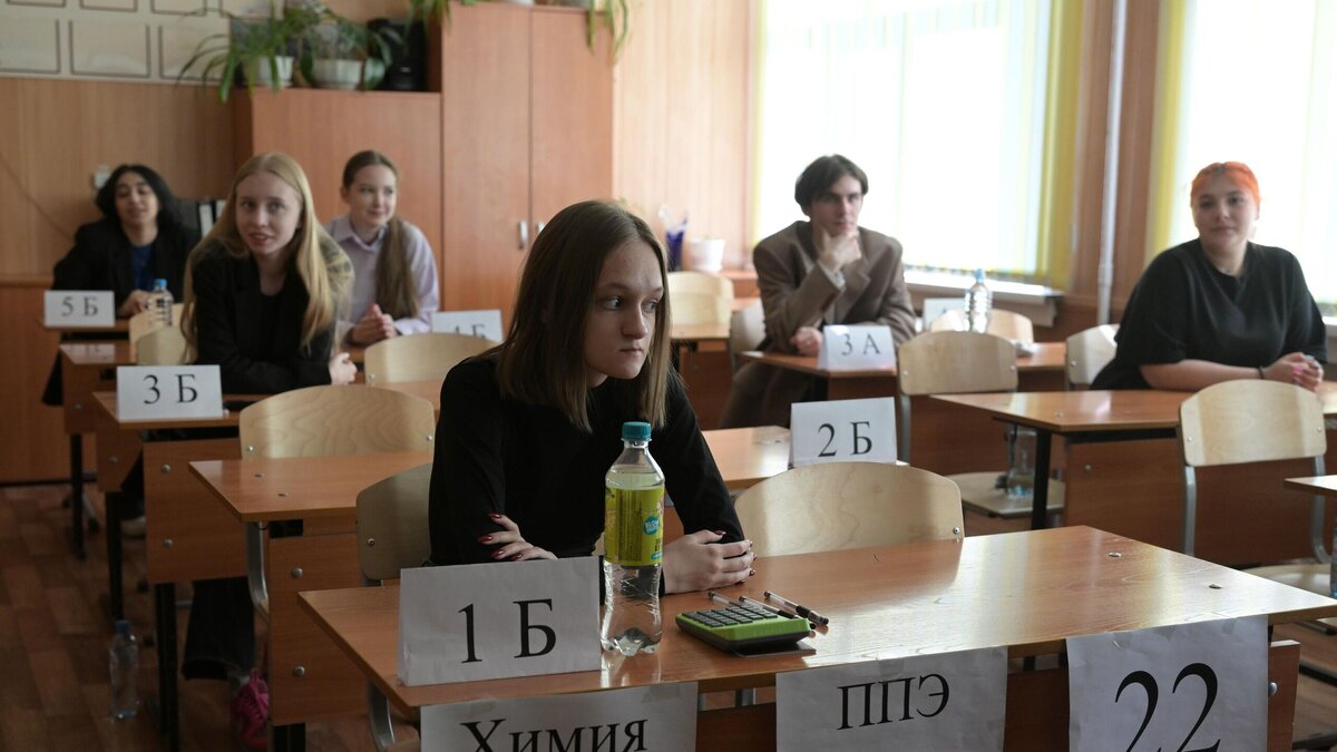    Списать будет сложнее: нейросети в России выявят нарушителей на ЕГЭ© РИА Новости | Александр Кряжев