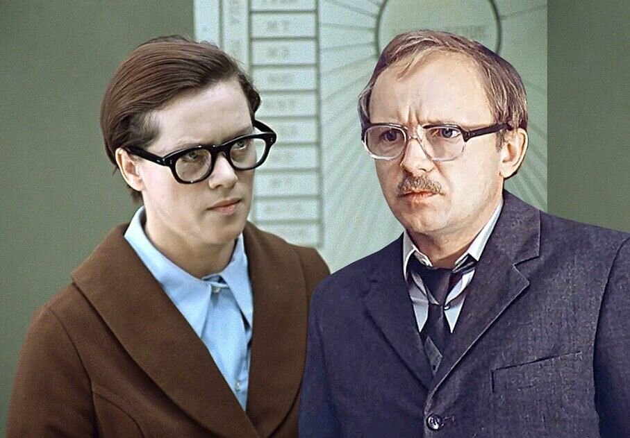 Можно ли управлять Новосельцевым? Калугина и Новосельцев. Фильм "Служебный роман" Скриншот