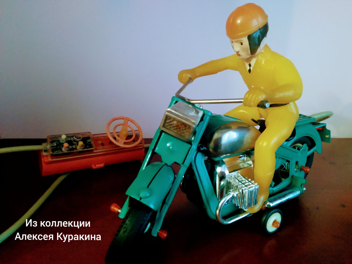 Мотоциклист, завод имени Ватутина