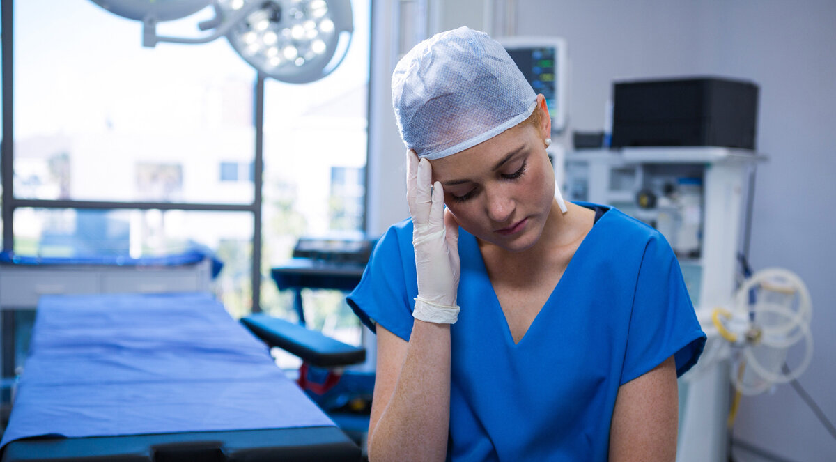 Врач пытается вычленить информацию из потока слов Макса.