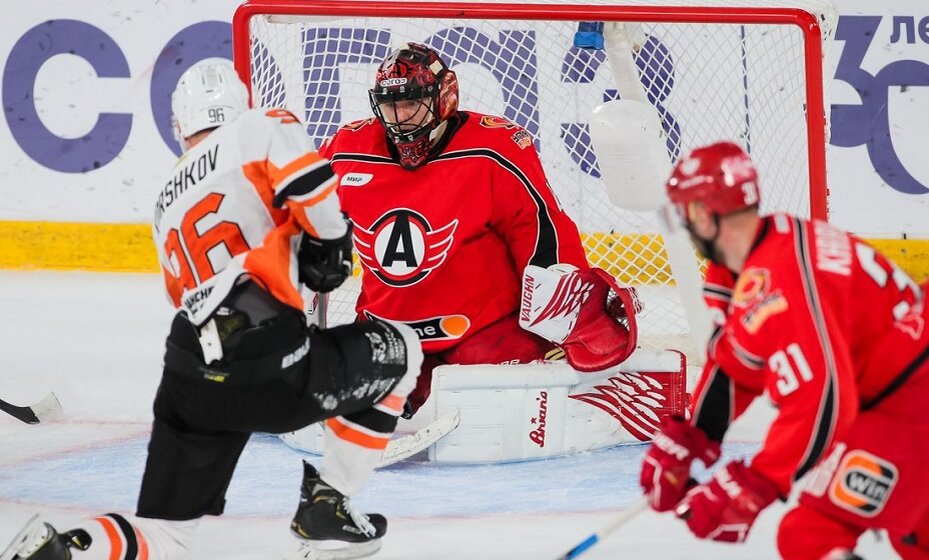    «Автомобилист» сыграет 19 октября с «Амуром» в матче регулярного чемпионата КХЛ. Фото: ХК «Автомобилист»