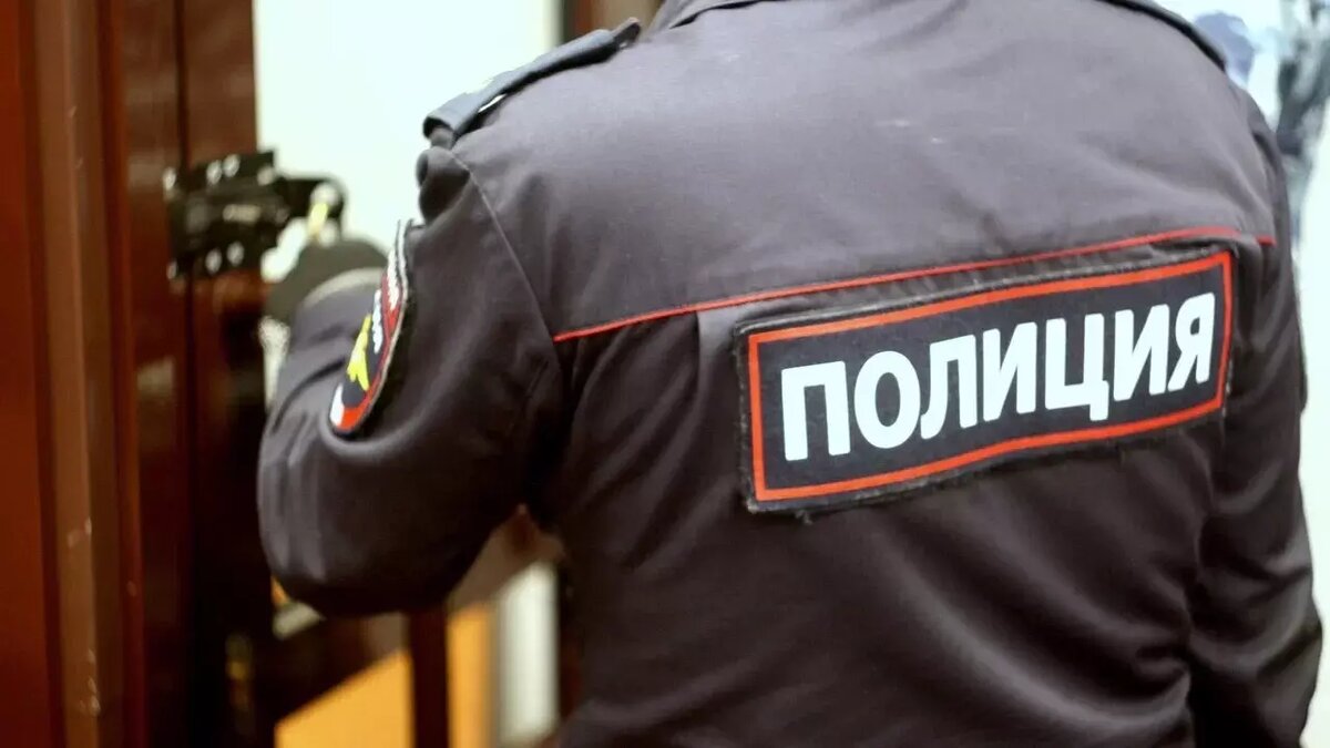     В МВД России по Казани прокомментировали сообщение о похищении и избиении 19-летнего уроженца Узбекистана. Он якобы задолжал одному из злоумышленников 50 тысяч рублей. Ответ на запрос Inkazan дали в пресс-службе управления.