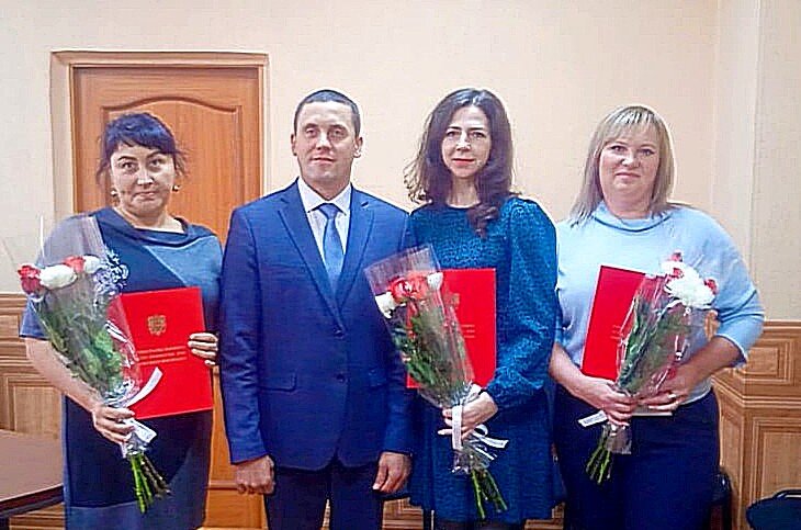 На фото (слева направо): Н. Трумба, М. Коломеец, Е. Сенчура, И. Ворожбит