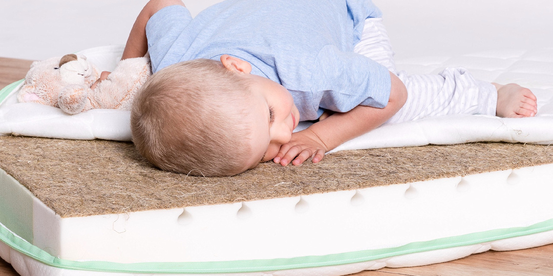 Какие матрасы рекомендуются для детей?