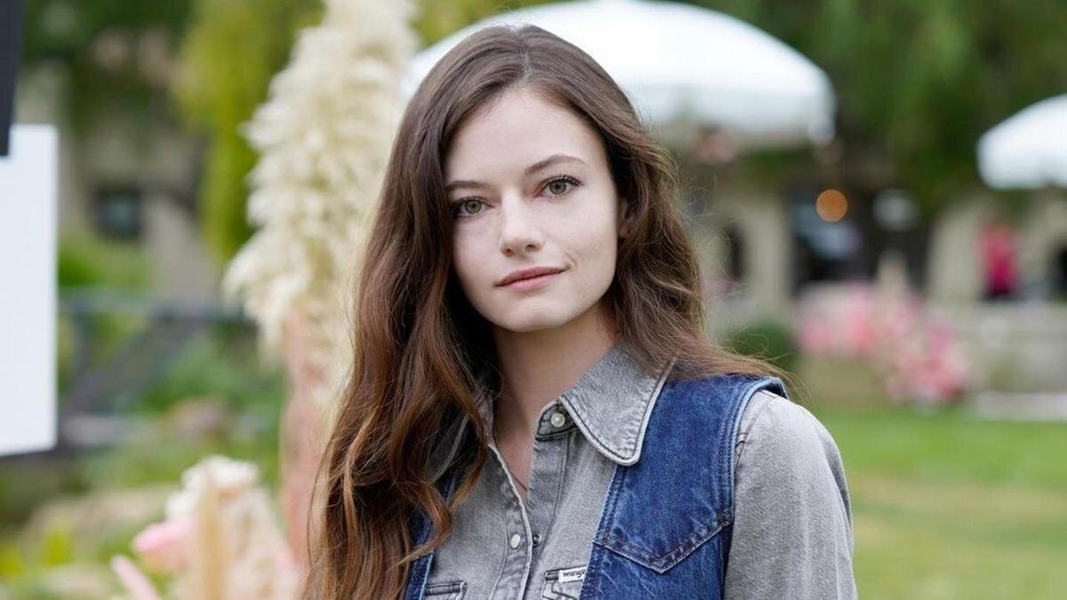    Актриса Маккензи Фой:Instagram.com / mackenziefoy