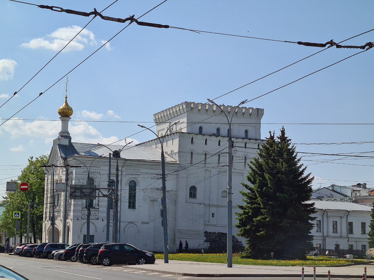 Знаменская башня
