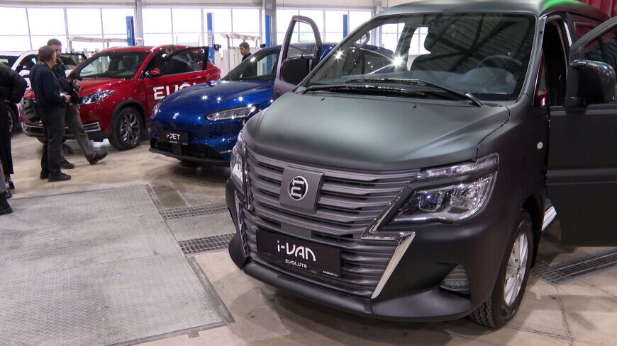 «Иван» - новый российский минивэн. Источник иллюстрации - auto.ru