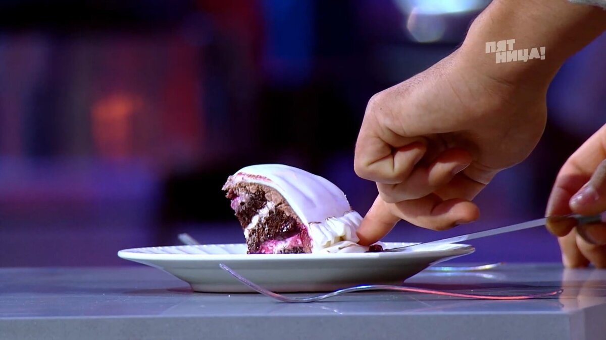 Фото: скрин выпуска шоу «Король десертов» на телеканале «Пятница!»