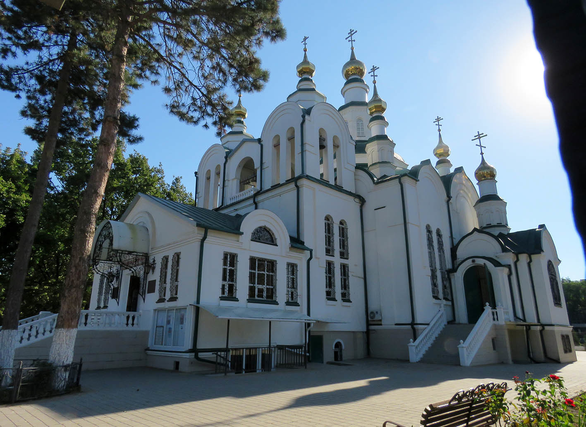 Храм на месте воинского мемориала. Как решили противоречие в Армавире? |  Субъективный путеводитель | Дзен