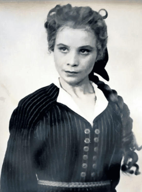  Не так давно Марии Сергеевне Виноградовой исполнилось бы сто лет. Её имя многие помнят и по сей день. А голос её знали уж точно все жители СССР. Это был главный голос отечественного мультпрома.-2