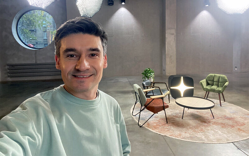 Директор по контенту Ринат Низамов перед Дзен-понедельником 24.10.2022 г. Фото: dzen.ru/nizamov