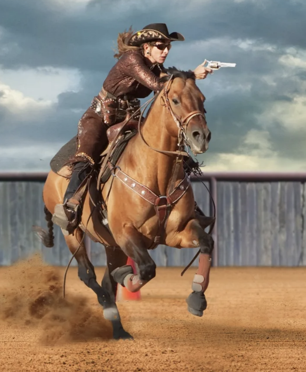 Ковбойша на лошади. Родео в техасе. Ковбои дикого запада. Скачи ковбой. Родео всадник.