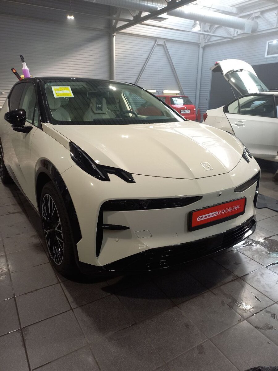 Китайский SUV