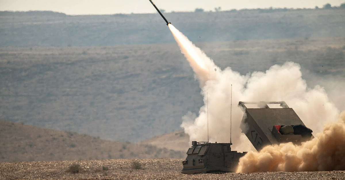 Американская ракета атакмс. HIMARS atacms. Atacms с 470. Atacms ракета. Пуск atacms.