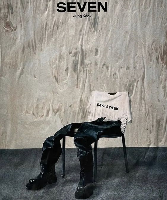 Опа.. а Чонгука то и вправду нет..