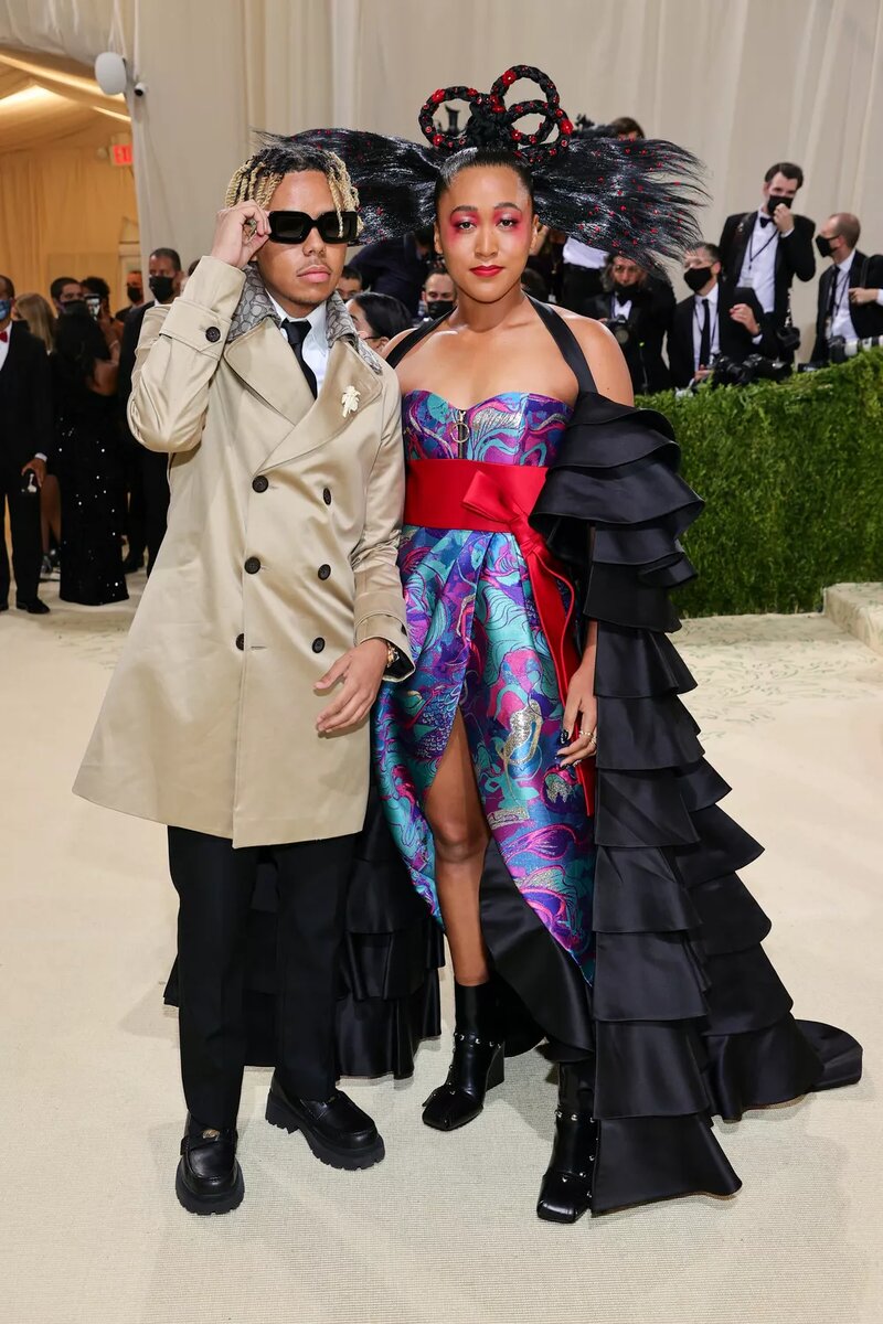 Наоми Осака и Cordae на Met Gala 2021📷
