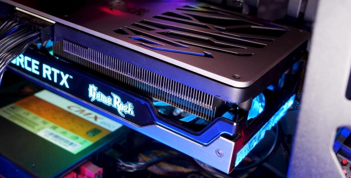    Видеокарта в корпусе:YouTube/Клуб DNS