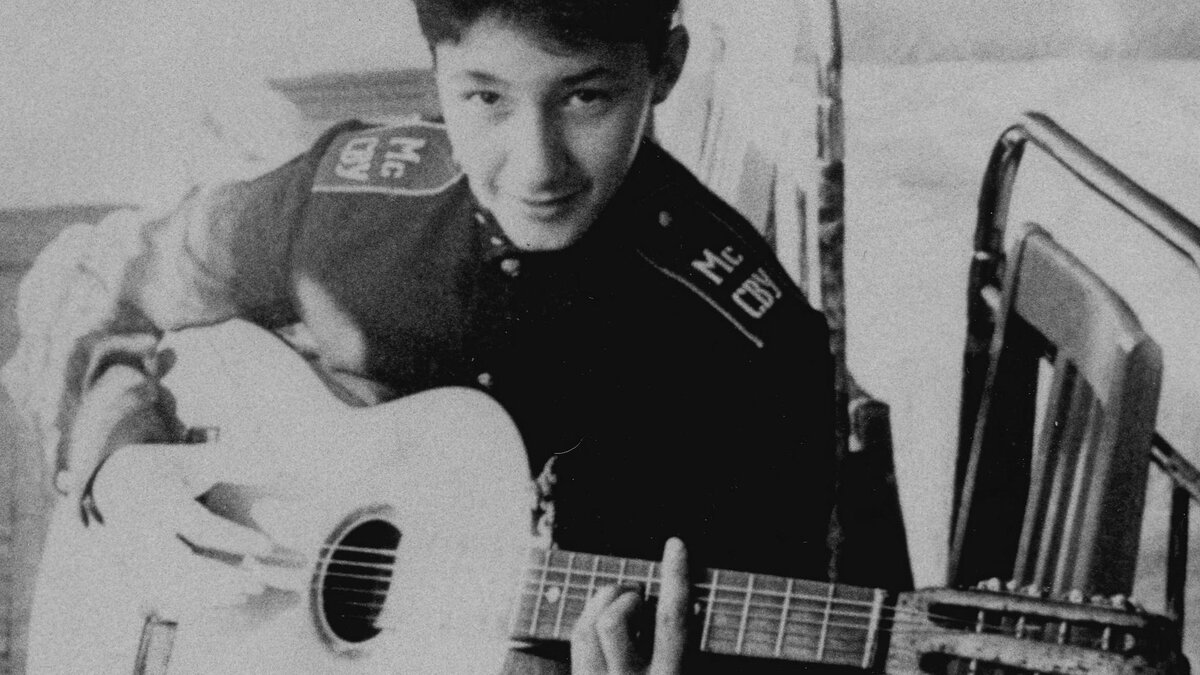 Намин в Военном суворовском училище. Фото: wikipedia.org