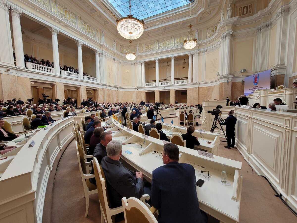 Законодательное Собрание Санкт-Петербурга. Фото: пресс-служба парламента 