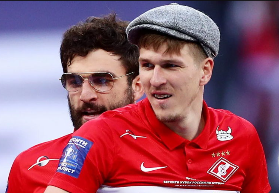 Причина конфликта, Поддержка капитана и Отсутствие сильной руки: последние новости «Спартака». Главное, что случилось в стане "красно-белых" за последнее время.-2