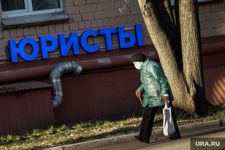    Право на бесплатную помощь юриста имеют не только участники СВО, но и члены их семей