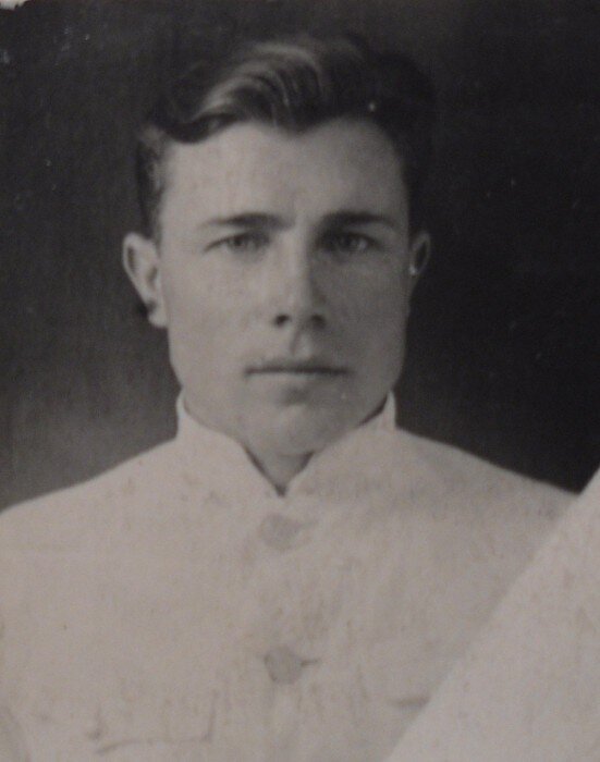 Летчик Алексей Мядзель