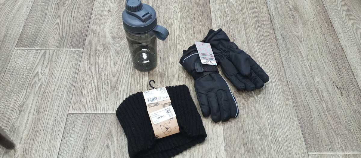 Рубашку не сфотографировала сын её уже поносил.