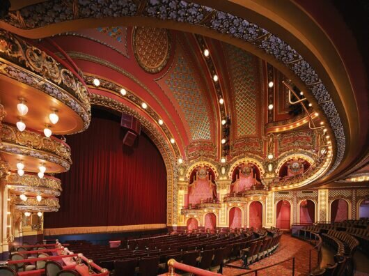    // фото: letsgophotos.ru