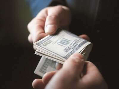    В китайском Apple App Store процветала коррупция