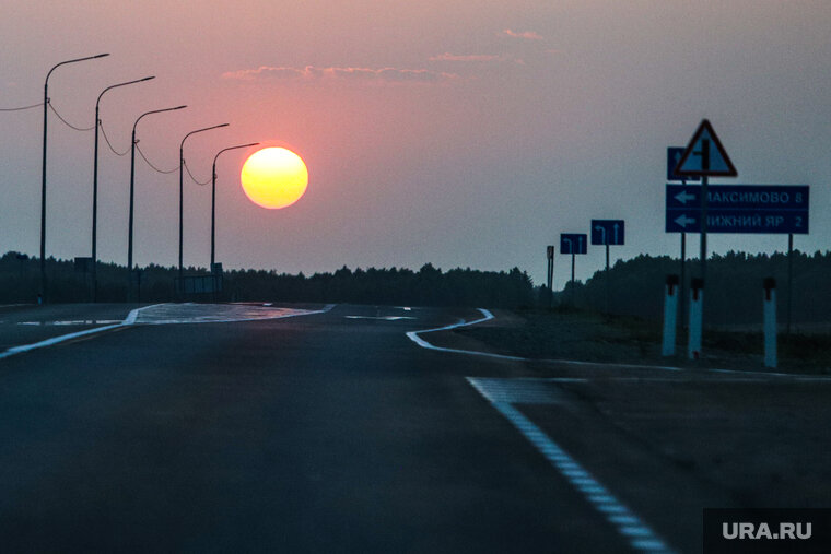    Машина стоит на 87 км ЕКАД (архивное фото)