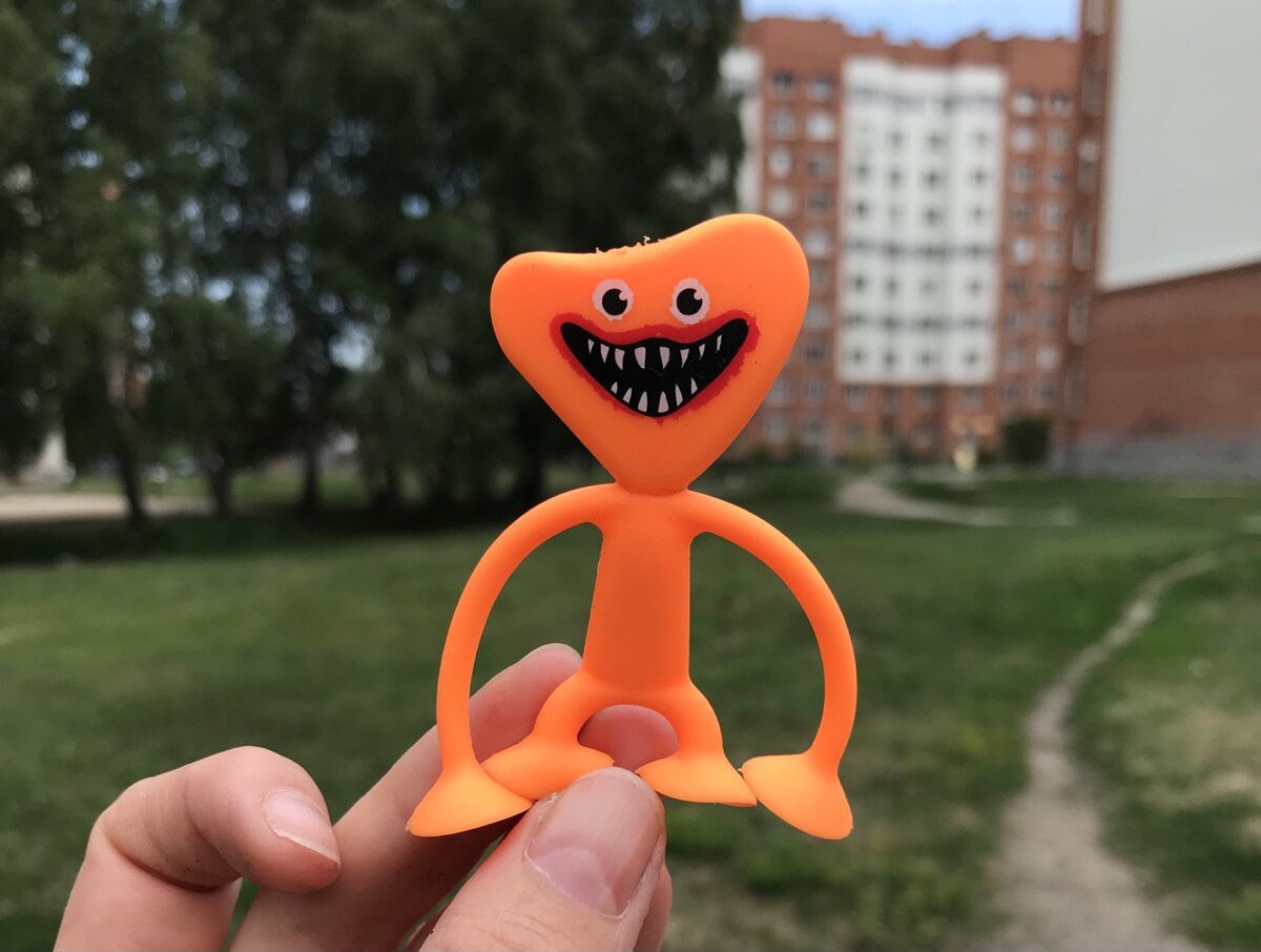 Земля в иллюминаторе видна