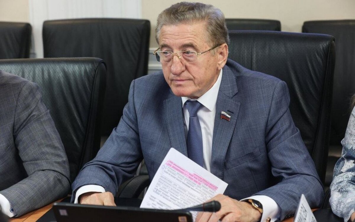    Воронежский сенатор Сергей Лукин поднялся на 37-ю строчку рейтинга «Медиалогии» Пресс-служба ДСК