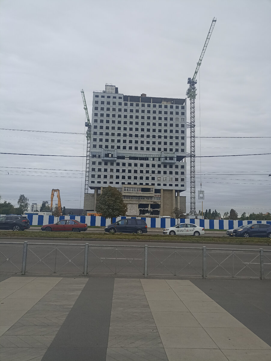 Дом Советов, пока его еще не снесли