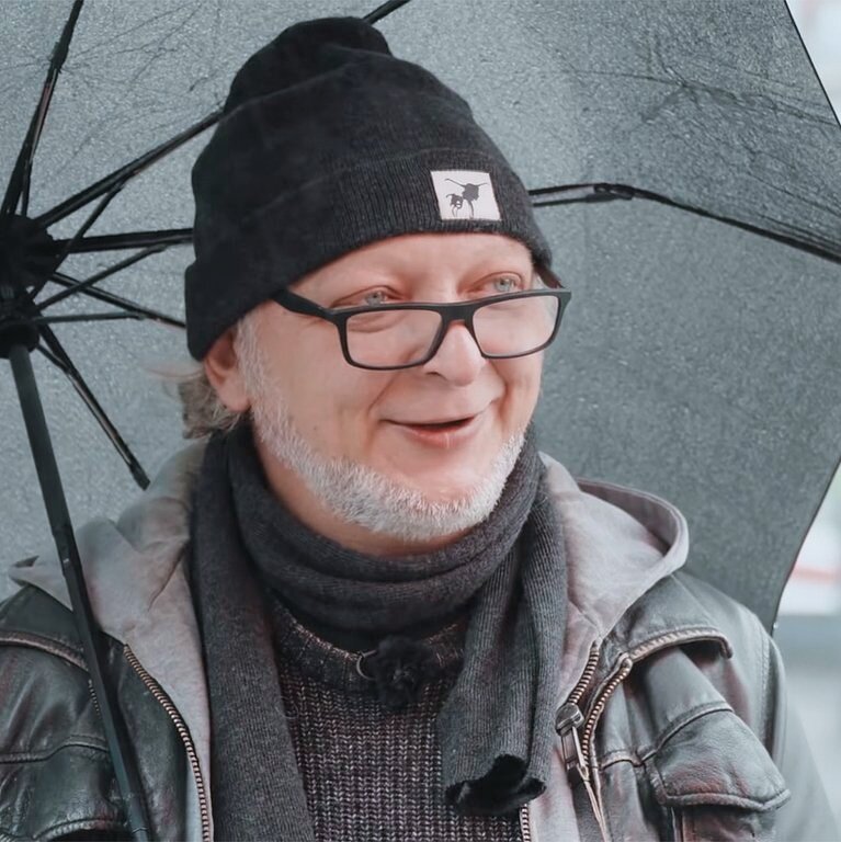 Из открытых источников в интернете. Создатель мультика «Масяня» Олег Куваев. 