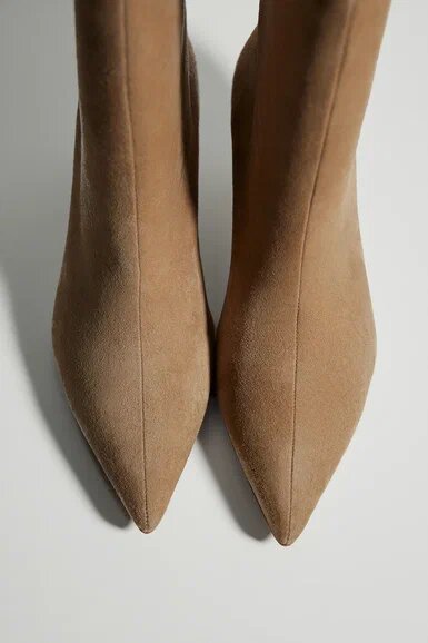 На фото: ботильоны Emka W015/nudo