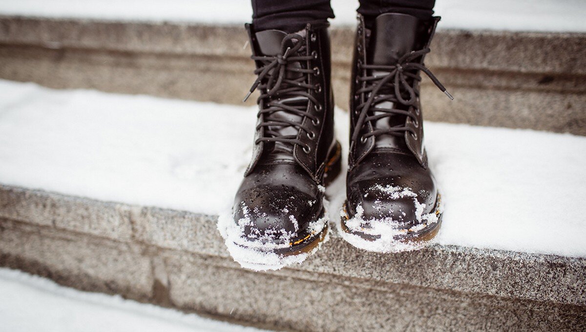 Запах зимней обуви