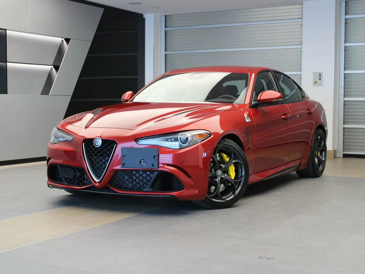Красота, страшная сила! Источник фото - https://auto.ru/cars/used/sale/alfa_romeo/giulia/1119242316-bd09ec15/