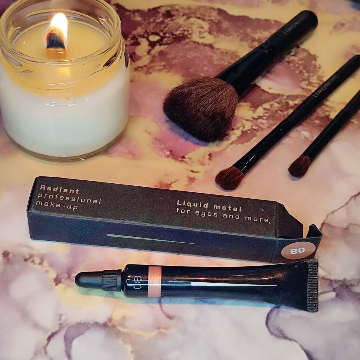 Radiant professional make-up - Liquid metal 08