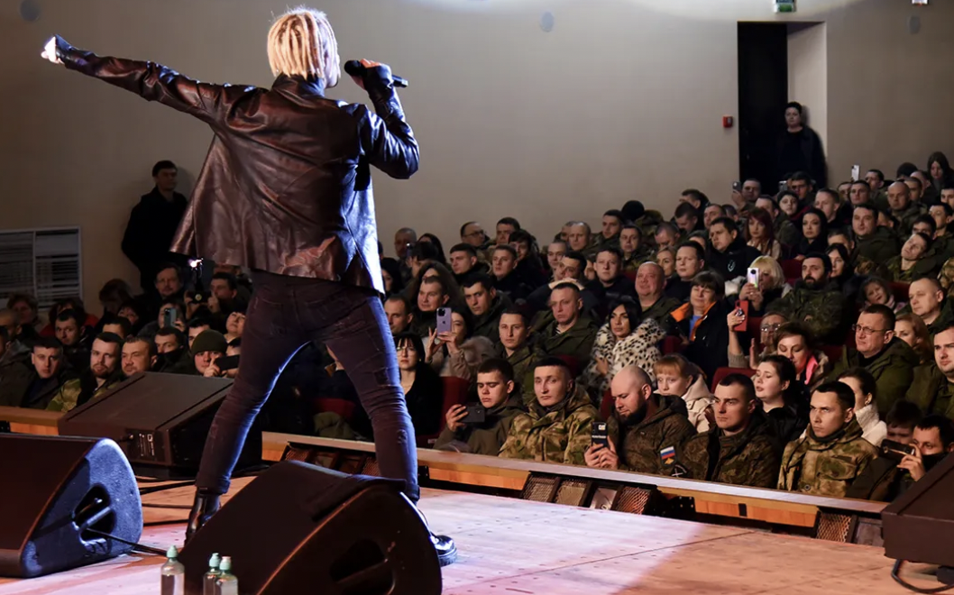Шаман дал концерт. Концерт. Концерт на Донбассе. Шаман на Донбассе концерт 2023.